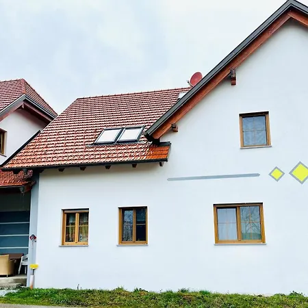 Kwatera prywatna Fam. Fuehrer *